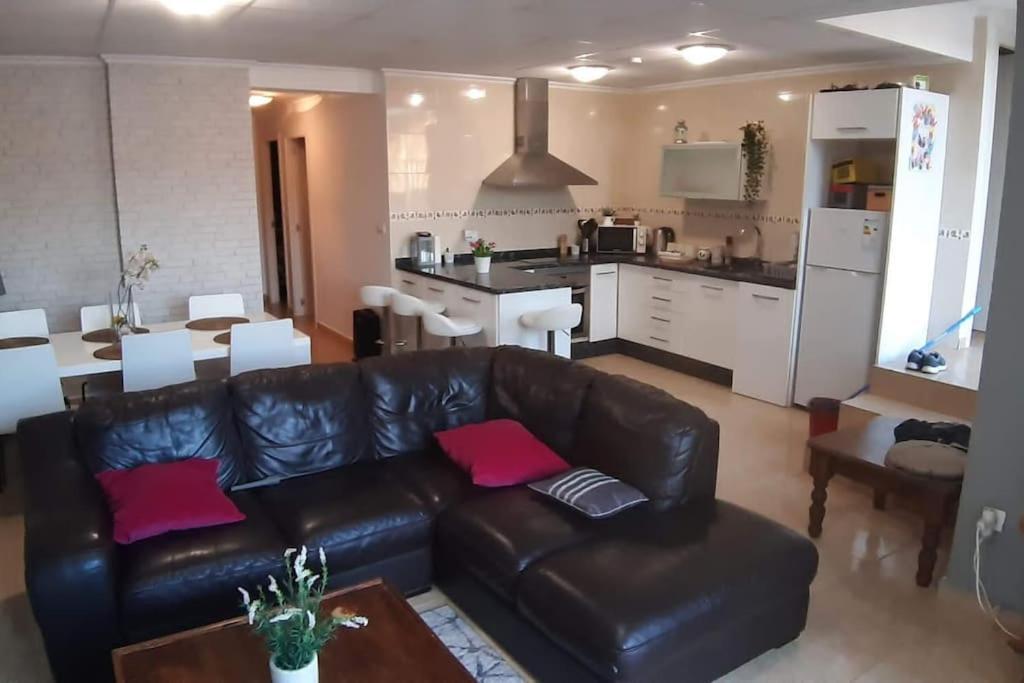 Casa Tranquil Apartment Sleeps 4 Quesa Buitenkant foto